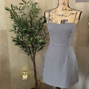 French Connection Gingham Mini Dress 🖤🤍
